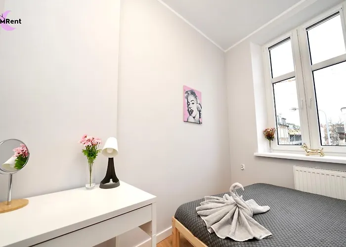 Mmrent Monroe Homestay szállás